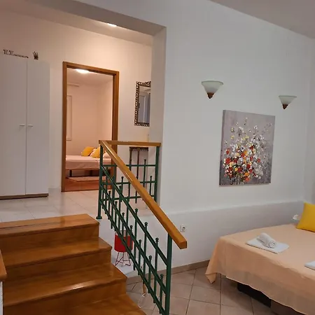 Apartment Ornela *